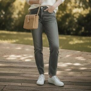 LEVI'S Wedgie Straight Denim Jeans 10 W30 Gray High Rise Minimalist Y2K Classic